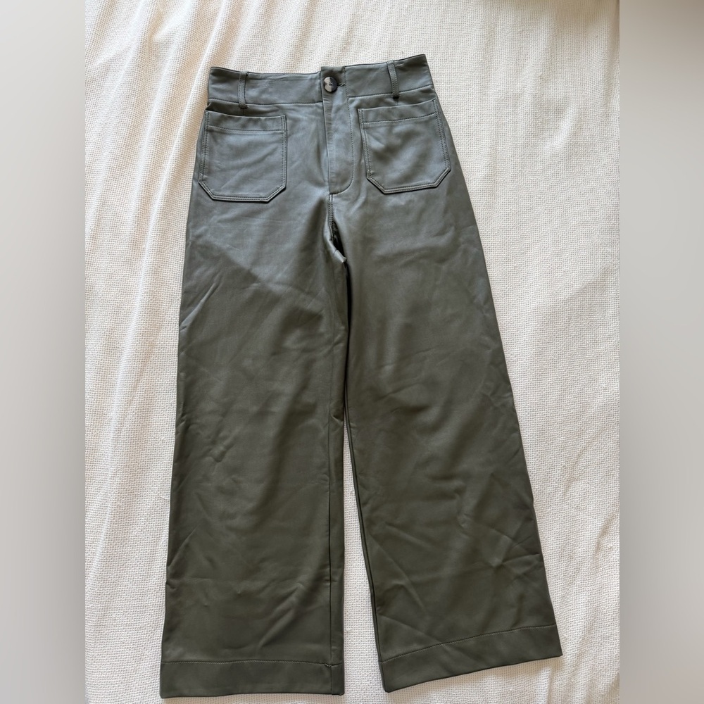 Anthropologie‎ The Colette Crop Olive Faux Leather Pants - Picture 5 of 9